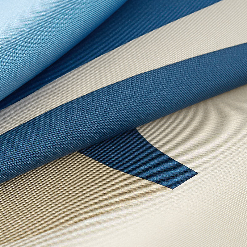 ポケットチーフ 《イル・ドゥ・ウェッサン》 | Hermès - エルメス-公式